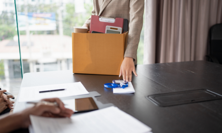 ¿Es la baja cursada en la Seguridad Social un despido tácito aun cuando se comunique el despido a posteriori?