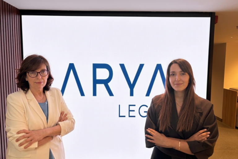 ARYA Legal abre oficina en Barcelona y ficha como responsable a Mercedes Santos